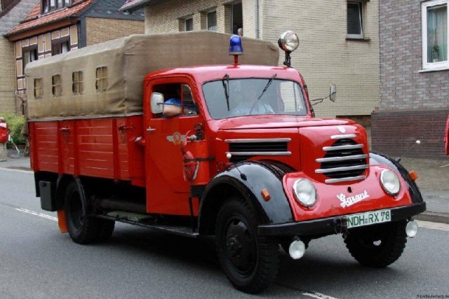 2010-08-15 Festumzug 750 Jahre Barbis (437)